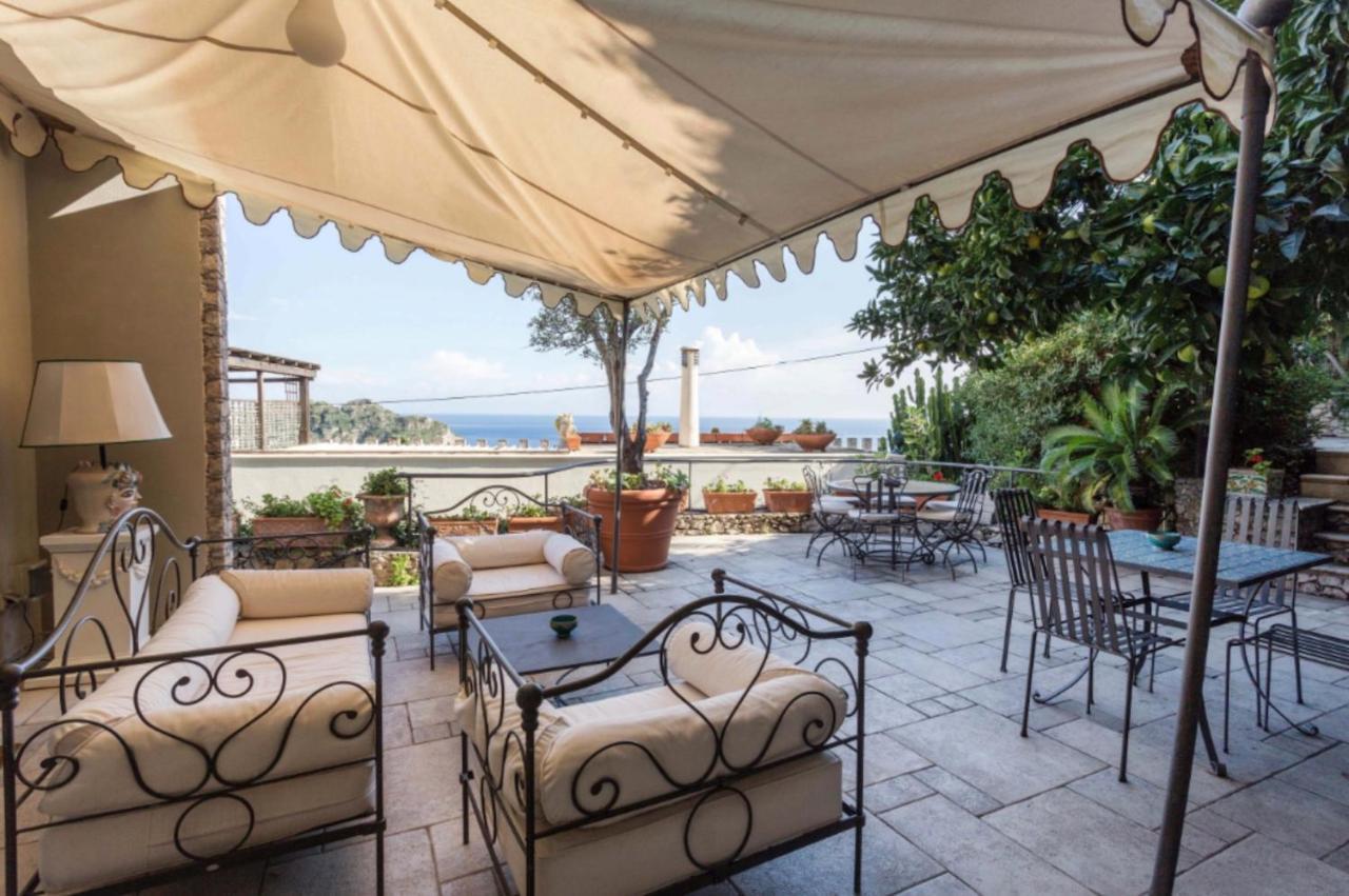 Villa Eleonora Isola Bella Sea View Small Pool + Jacuzzi ตาออร์มินา ภายนอก รูปภาพ
