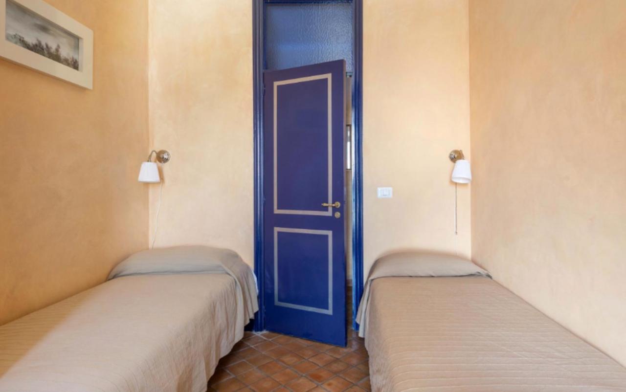Villa Eleonora Isola Bella Sea View Small Pool + Jacuzzi ตาออร์มินา ภายนอก รูปภาพ