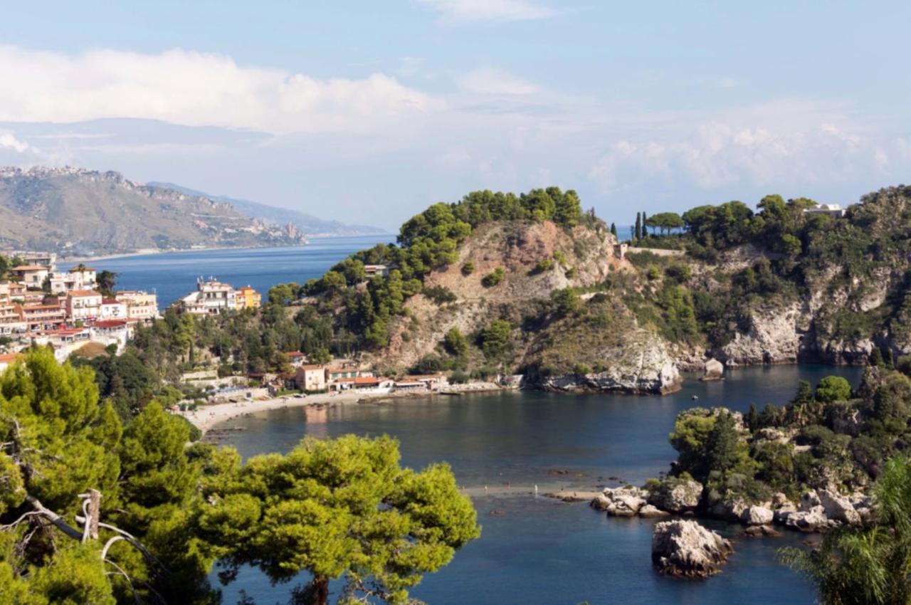 Villa Eleonora Isola Bella Sea View Small Pool + Jacuzzi ตาออร์มินา ภายนอก รูปภาพ