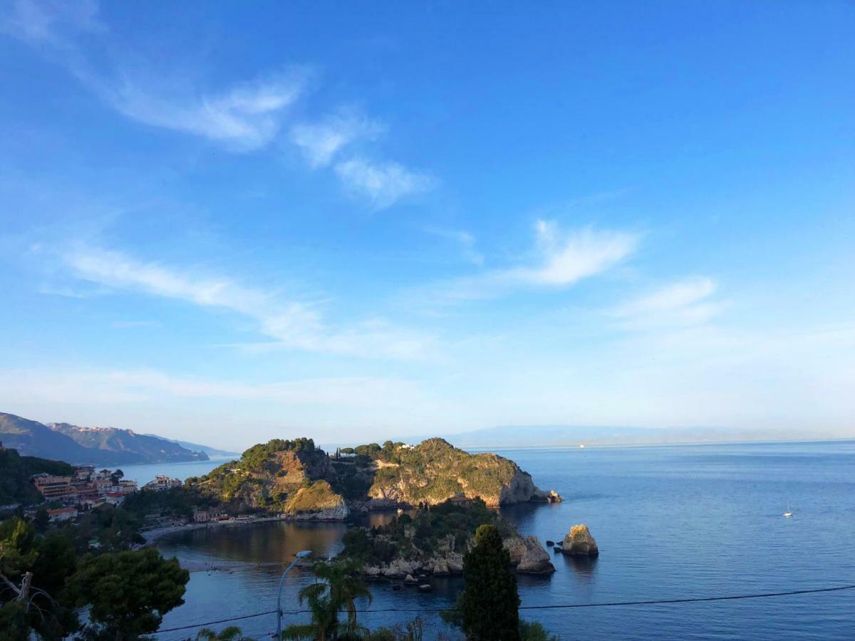 Villa Eleonora Isola Bella Sea View Small Pool + Jacuzzi ตาออร์มินา ภายนอก รูปภาพ