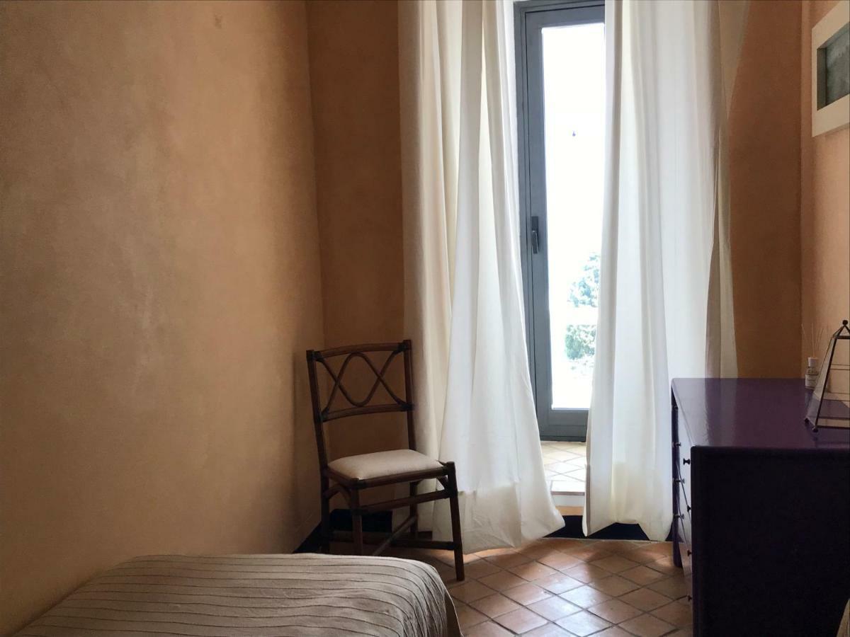 Villa Eleonora Isola Bella Sea View Small Pool + Jacuzzi ตาออร์มินา ภายนอก รูปภาพ