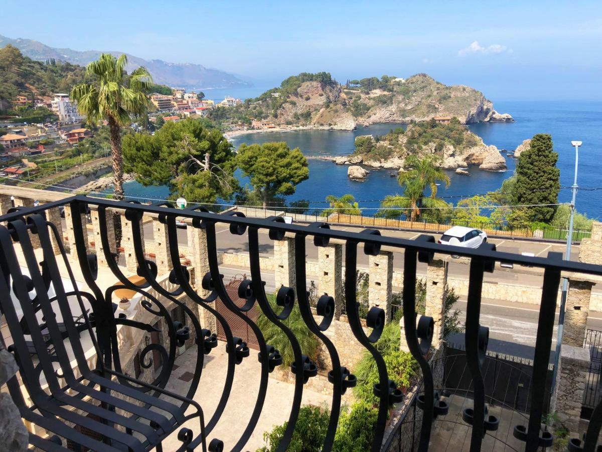 Villa Eleonora Isola Bella Sea View Small Pool + Jacuzzi ตาออร์มินา ภายนอก รูปภาพ