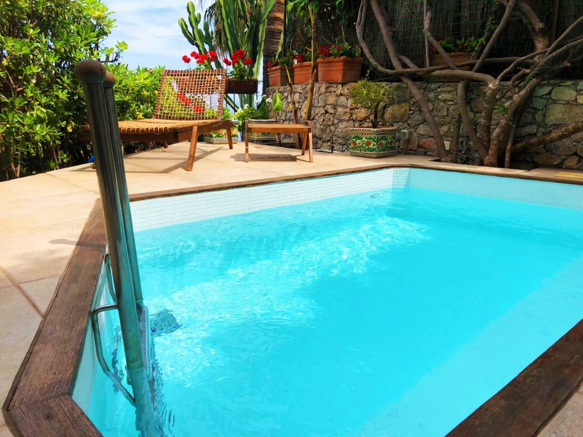 Villa Eleonora Isola Bella Sea View Small Pool + Jacuzzi ตาออร์มินา ภายนอก รูปภาพ