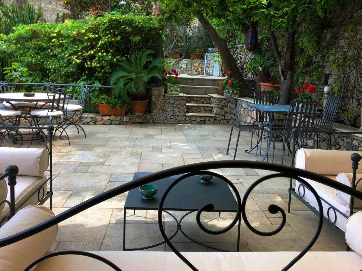 Villa Eleonora Isola Bella Sea View Small Pool + Jacuzzi ตาออร์มินา ภายนอก รูปภาพ