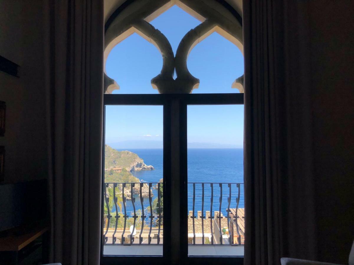 Villa Eleonora Isola Bella Sea View Small Pool + Jacuzzi ตาออร์มินา ภายนอก รูปภาพ